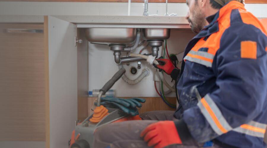 Professional slab leak plumber services in Valdez, NM